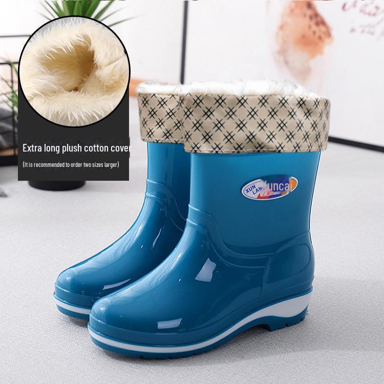 Women's Non-Slip Short Rain Boots - Fashionable, Warm, Low-Cut Rubber with Velvet, One-Piece Design