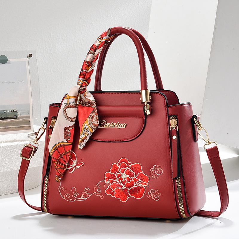Spot Mother s Day Chinese Style Embroidered Women s Bags, Mom Style Handbags, Feminine Mother-in-law Bags, Birthday Gifts бордовый