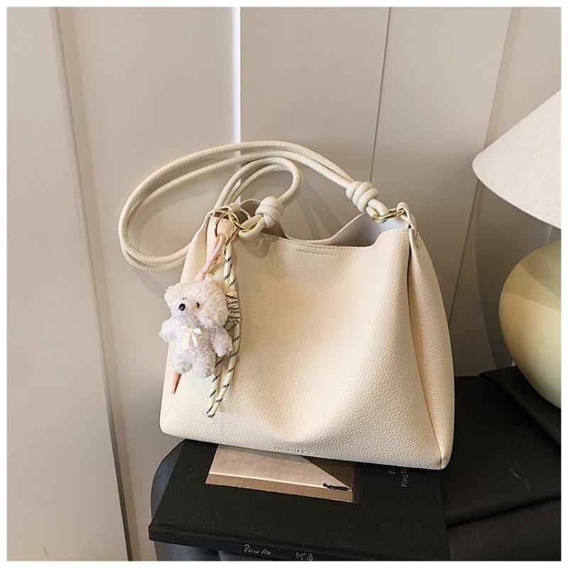 Bag Women's Trend Fashion Bucket Bag Spring New Simple Casual Shoulder Bag Premium Sense