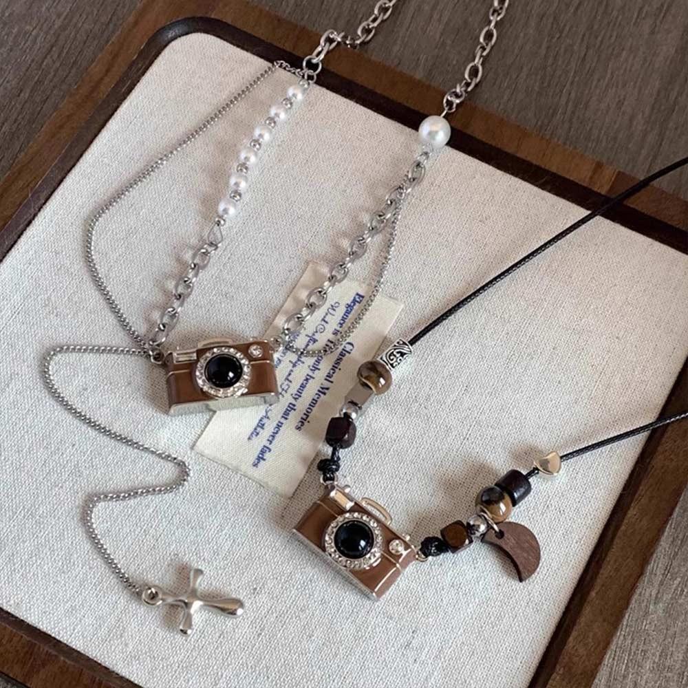 Vintage Brown Camera Pendant Necklace Hip-Hop Fashion Accessories  For Cool Girls