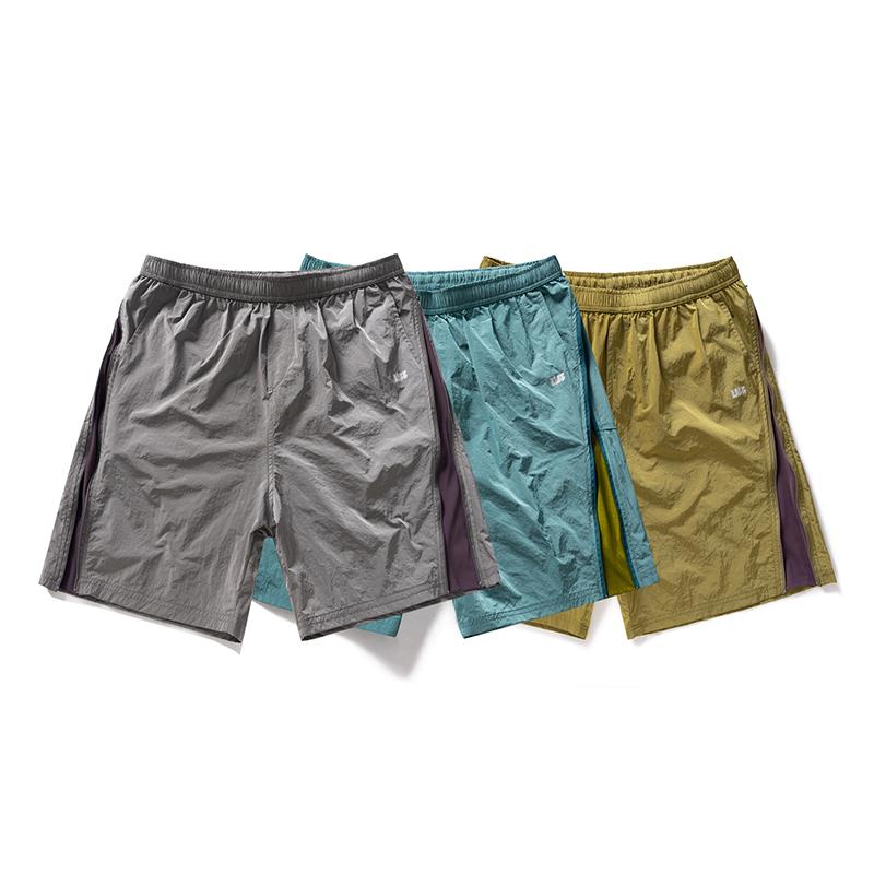 Men's Quick Dry Nylon Athletic Shorts – Contrast Side Panel Elastic Waist Sports Shorts for Outdoor & Streetwear