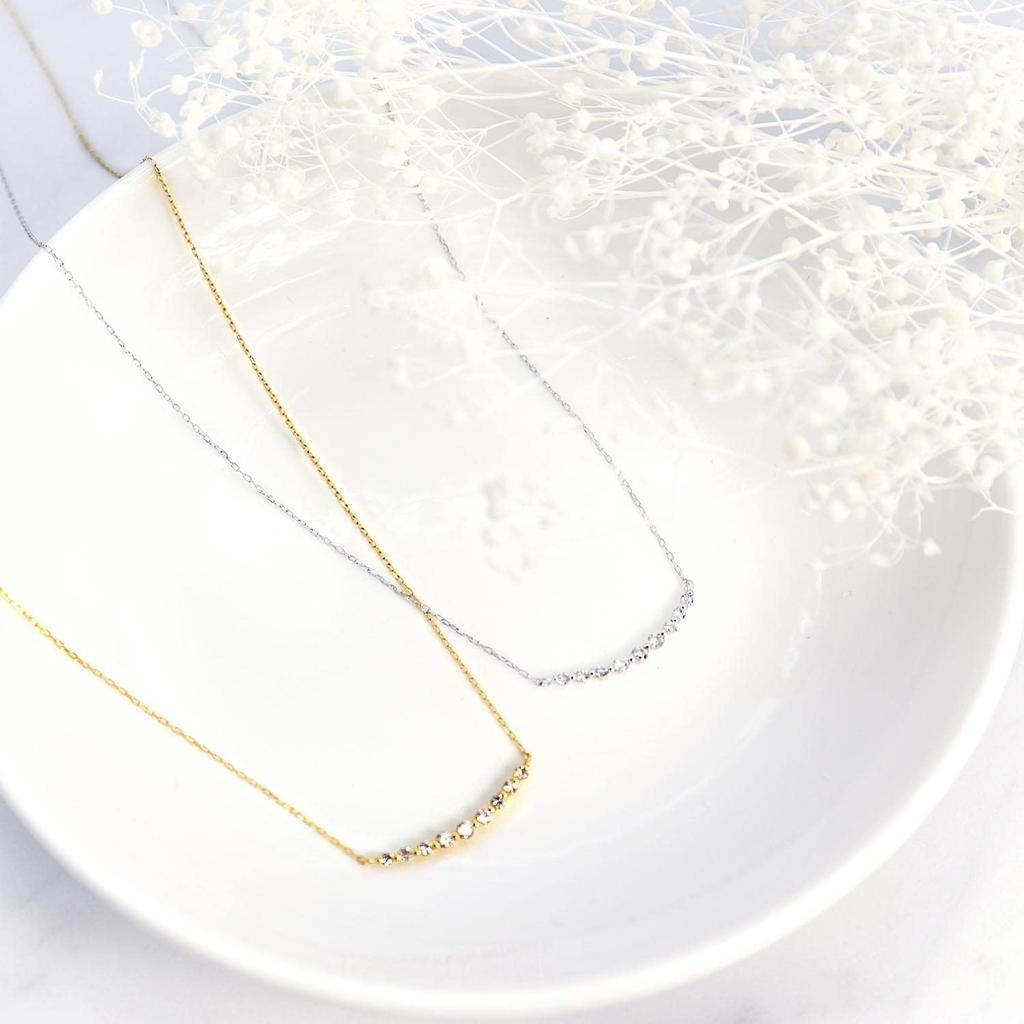Lala Christie Diamond Necklace in Platinum Smile Line 0.1ct PT900, (lp51-0003-pt)