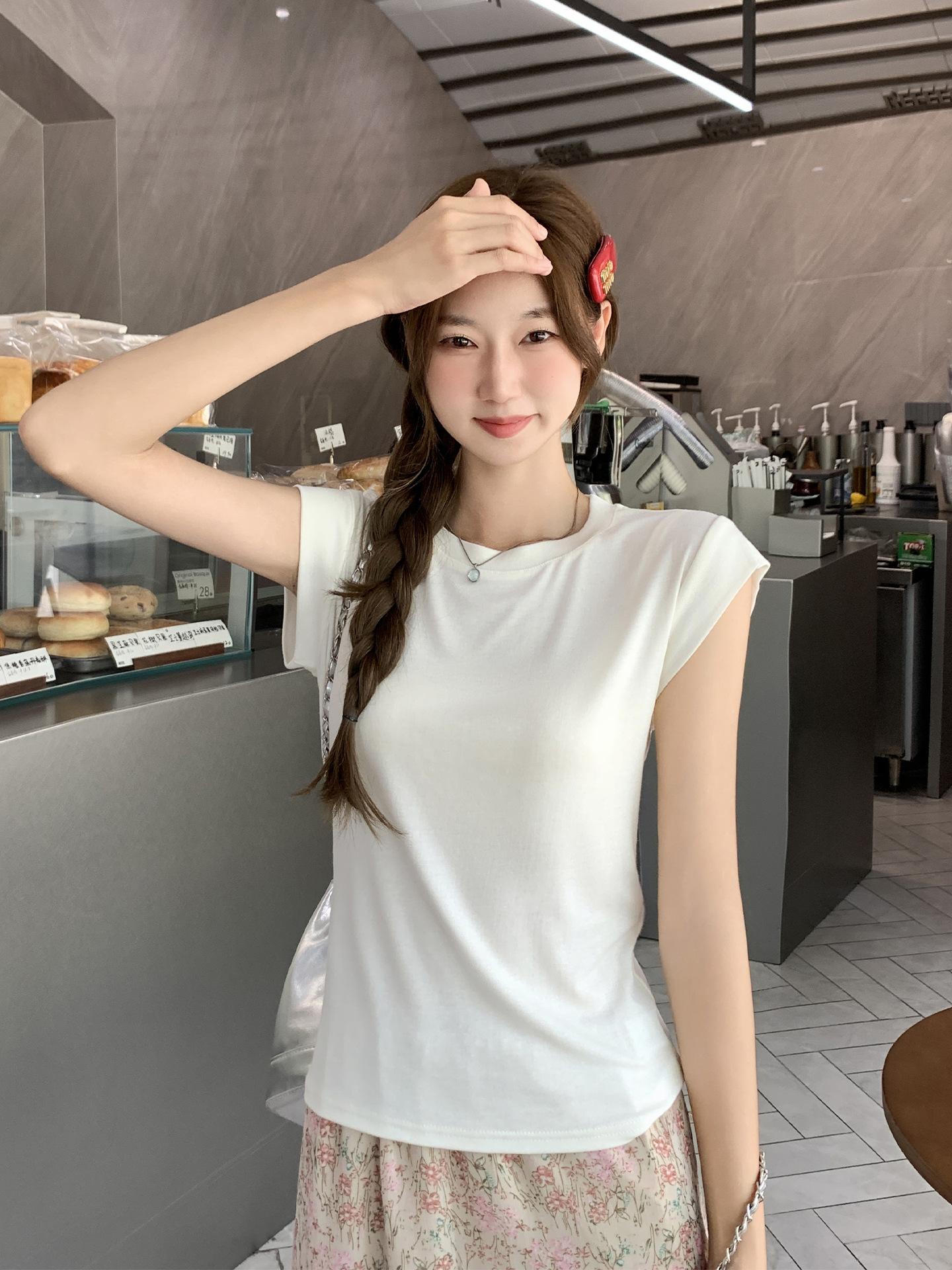 

White simple casual round neck short-sleeved T-shirt women s summer new super good-looking, unique and beautiful top S белый
