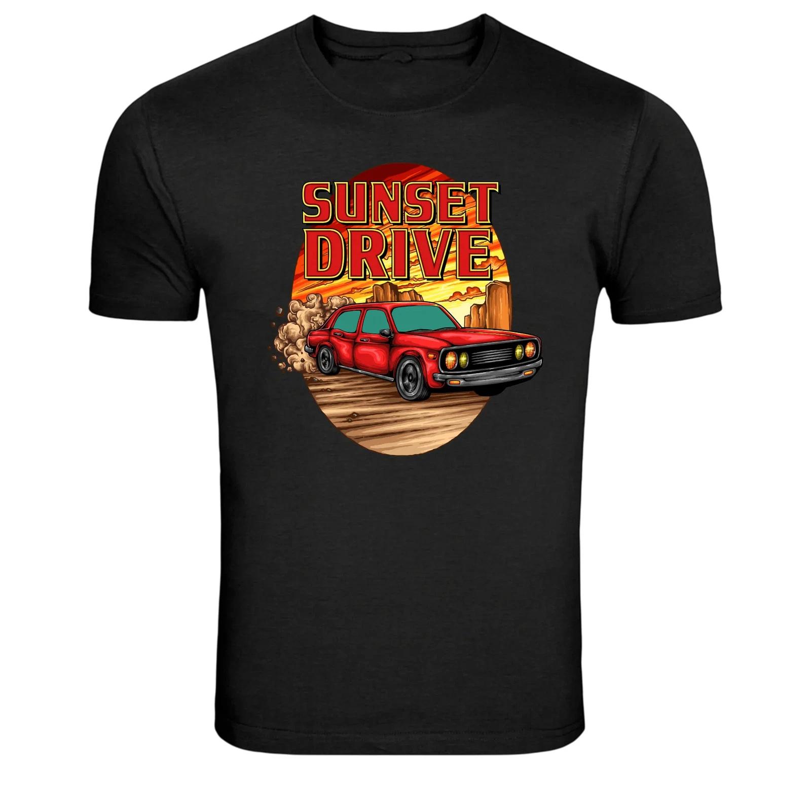 Sunset Drive Retro Muscle Car Desert Graphic T-Shirt M