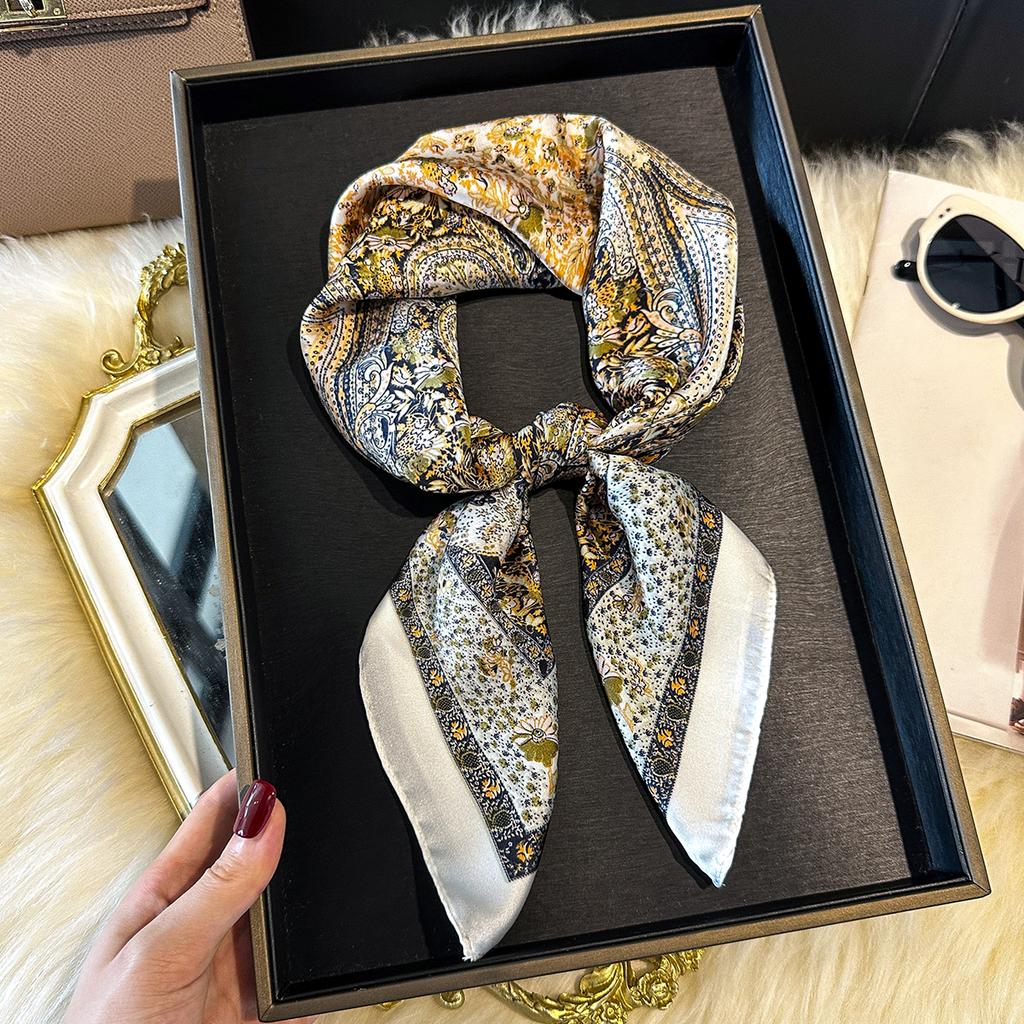 New Fashion 70X70cm Women's Scarf Silk Paisley Print Scarf Square Shawl Decorative Headband Neck Luxury Design Bandana