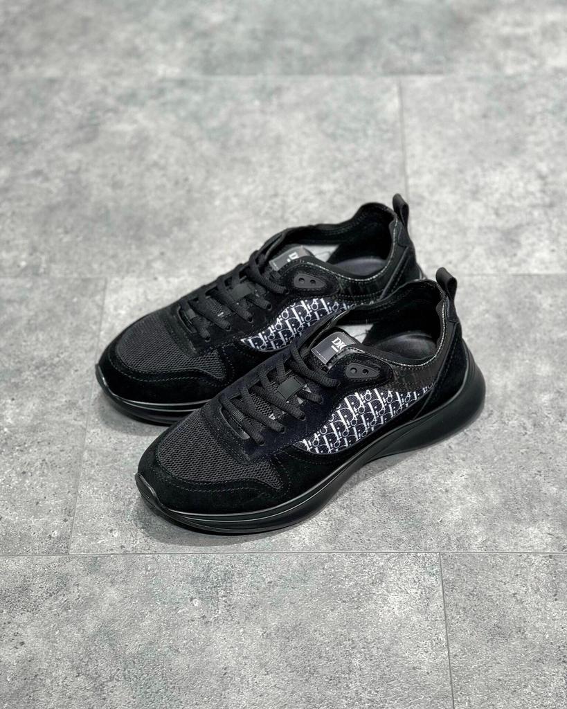 European Style Men's Embroidered Casual Low-Top Sneakers with Thick Sole