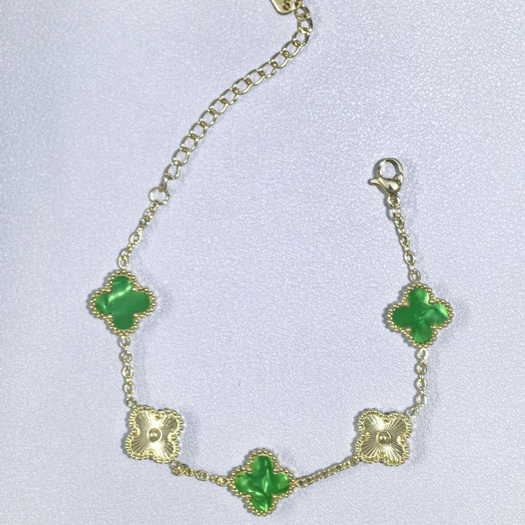 13mm Classic Model Four-leaf Clover Laser Bracelet Women Light Luxury Hand Jewelry Titanium Steel Does Not Lose Color Bracelet