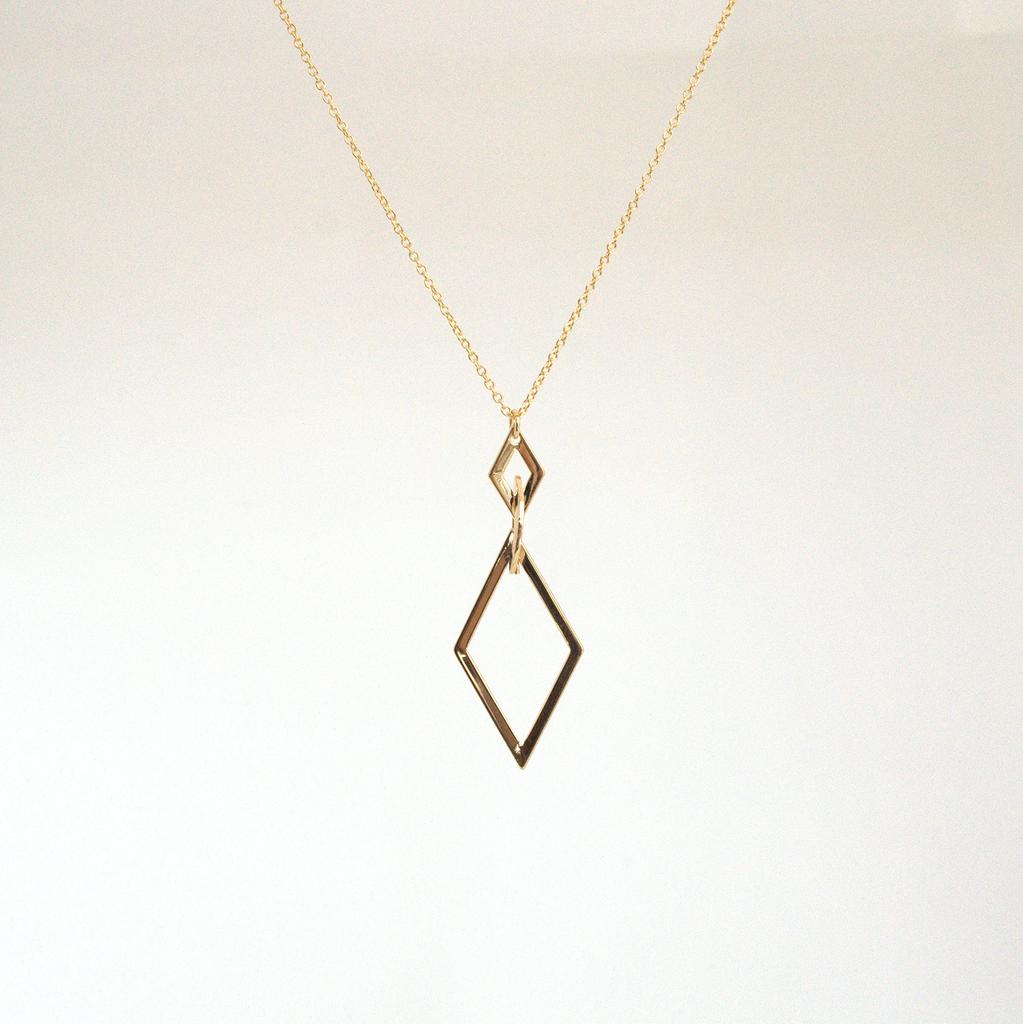 [Naot Jewelry] Rhombus Long Necklace [Gift Box Included] Gold nn024