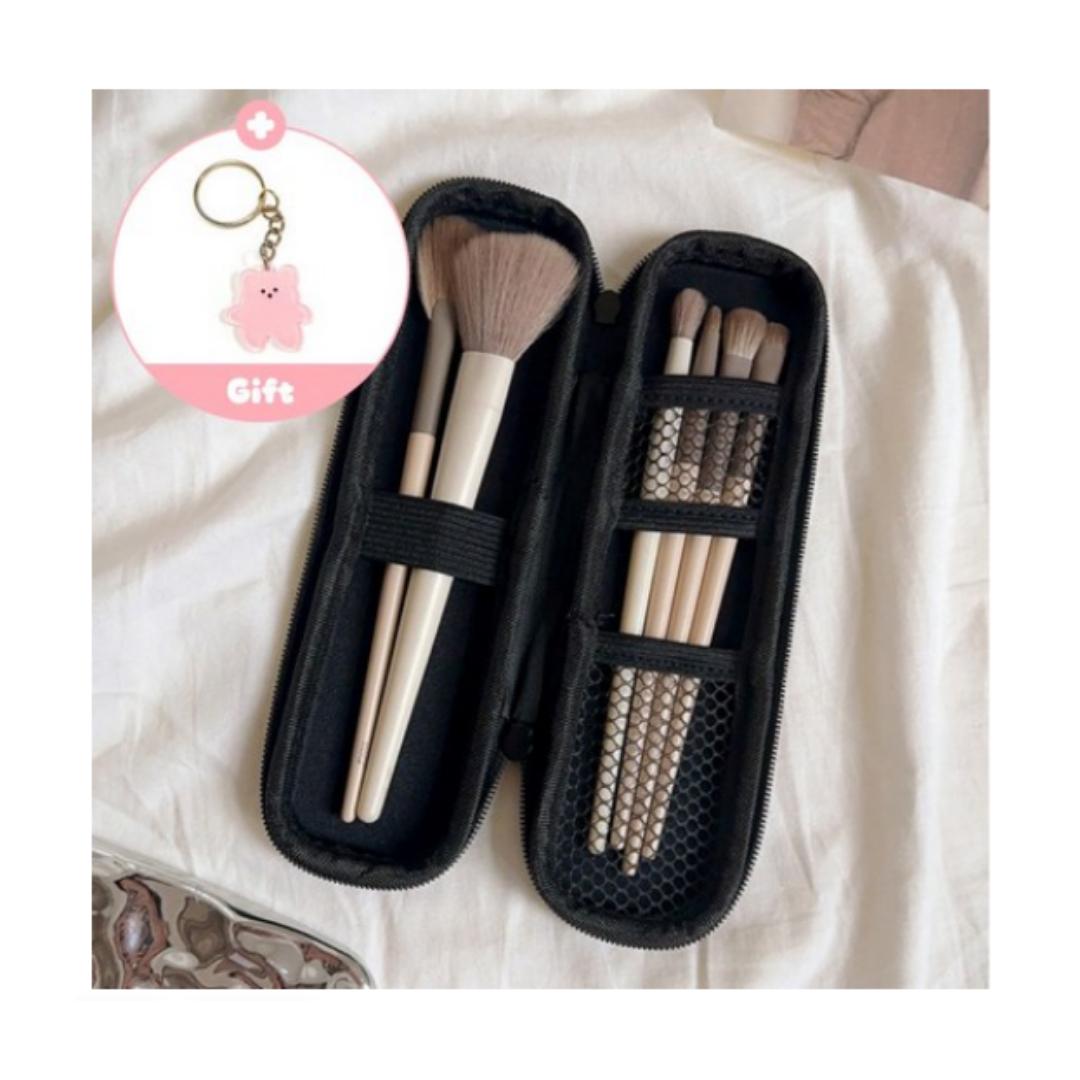 

Ro&J Travel Cosmetic Brush Pouch Makeup Organizer Case, Small, 1 Piece