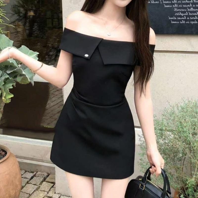 Sister Zhigan, summer irregular neckline design, waist pinching, daughter wind one-word shoulder dress, new summer
