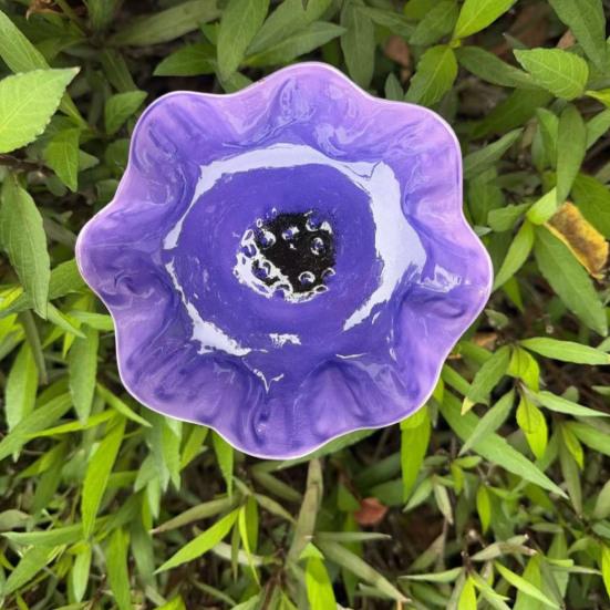 Handmade Flower Garden Stake Ground Insert Bee Butterfly Watering Station Decorative Bird Bath Pollinator Drinking Bowl for Outdoor Yard Lawn Decor