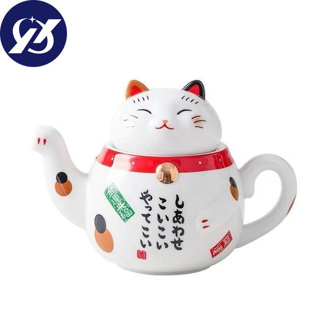 Cute Japanese Lucky Cat Porcelain Tea Set Creative Maneki Neko Ceramic Tea Cup Kettle with Strainer Office Teapot Water Mug