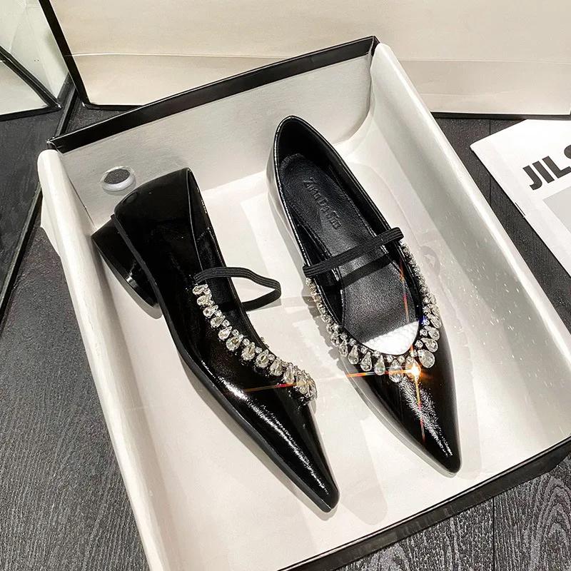 2025 New Summer Pointed Toe All-Match Big Size Shoes Woman Casual Female Sneakers Elegant Flats Crystal Large Size Boat Dress