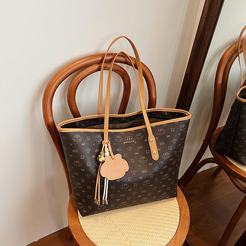 New large-capacity tote bag women's popular contrasting color printed portable shoulder bag underarm bag