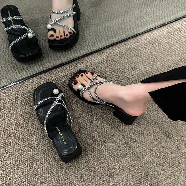 High-end French small slippers women's outer wear 2025 summer new thick heel beautiful high-soled high-heeled sandals