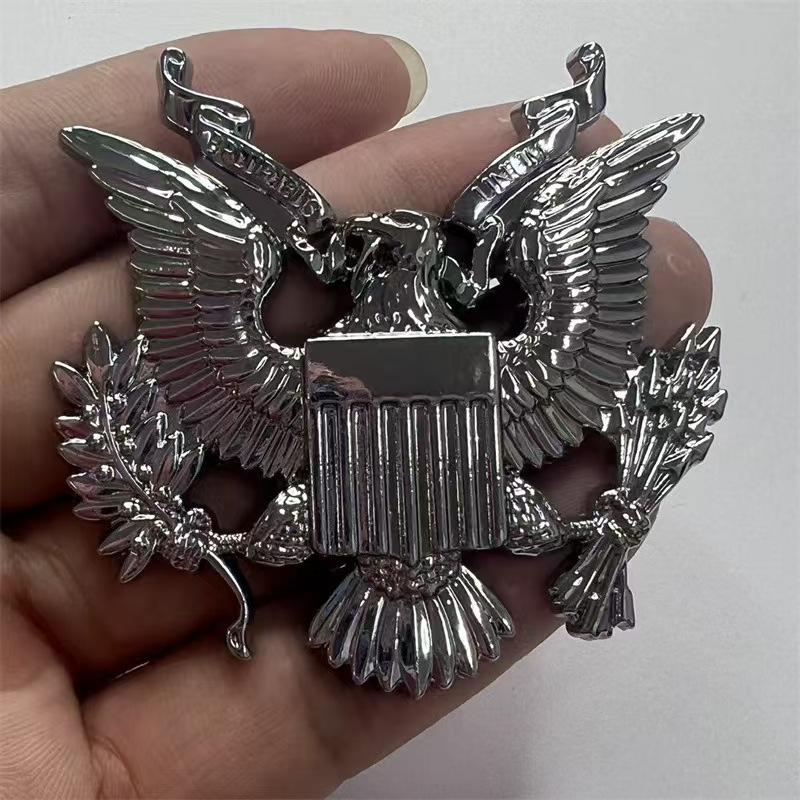 3D Stylish  Eagle Car Stickers Eagle-shaped Metal Emblems for Vehicle Body Decoration Creative Badge Stickers for Rear Trunk 1pc серебряный