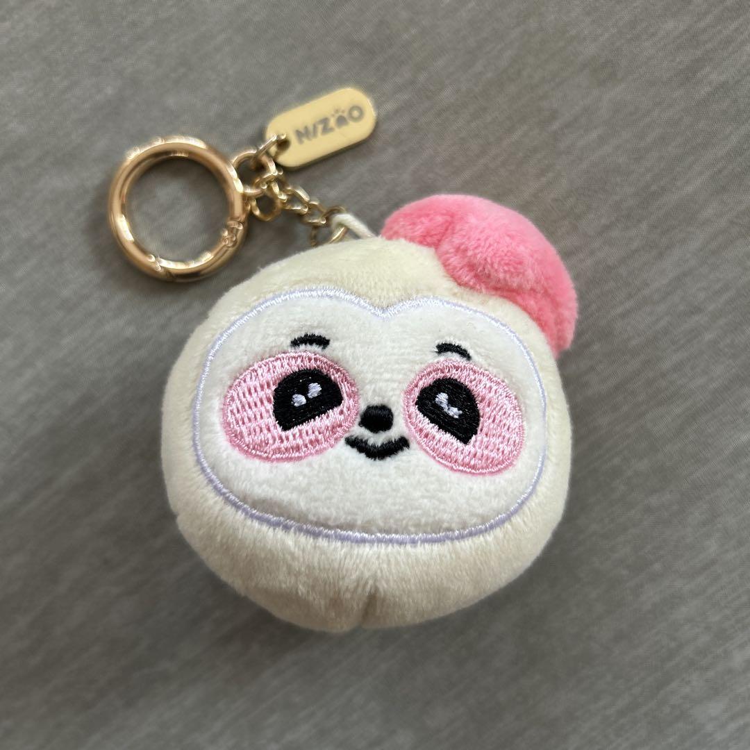 

[USED] NiziU Ayaka ano mascot keychain nizoo keychain