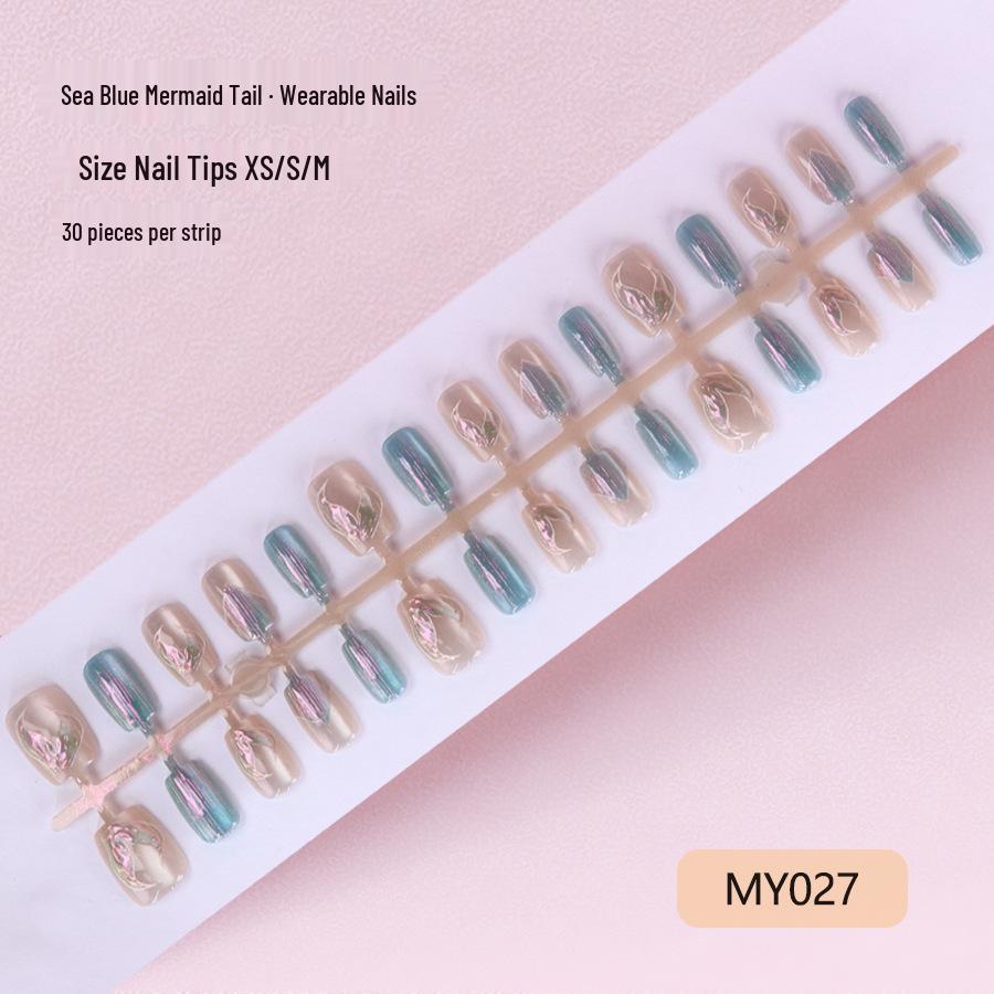 Glazed Mermaid Tail Cat Eye Nail Tips (30 Pieces) - Gold-Inlaid, Versatile & Pre-made Wearable