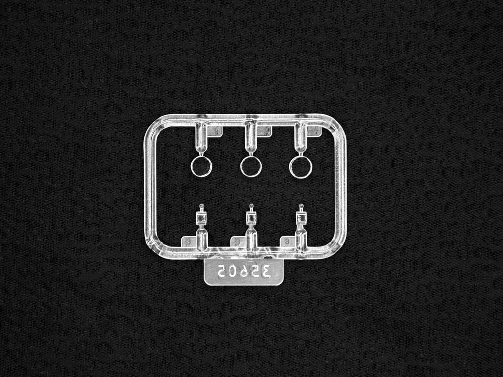 ICM Scale Model T Ford 1914 Fire Engine with Crew Plastic Model Kit 35606 1/35