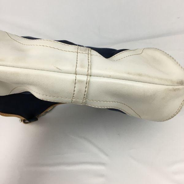 Coach Handbag Shoulder Bag Navy×White with Flower Charm(USED)
