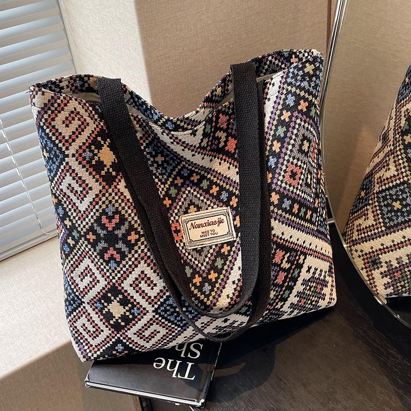 Large Capacity Ethnic Style Bag Women Shoulder Canvas Bag Women Ins College Students Versatile Shoulder Bag Women