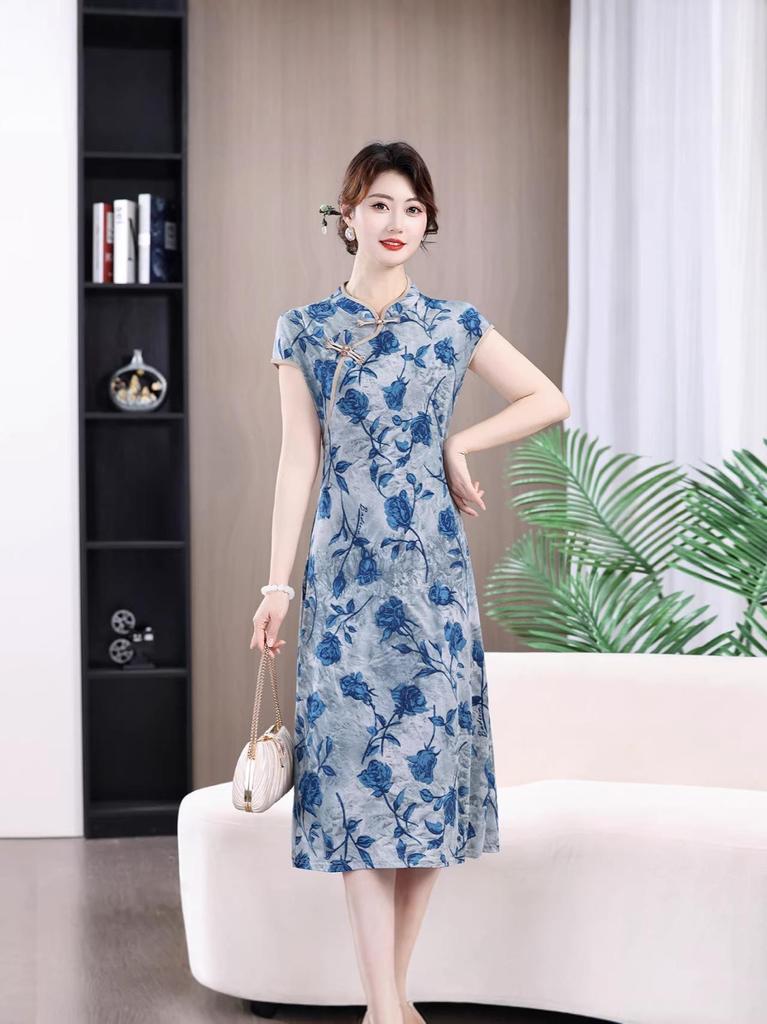 Elegant Retro Slim Fit Qipao Dress - Artistic Chinese Style for Spring/Summer 2026