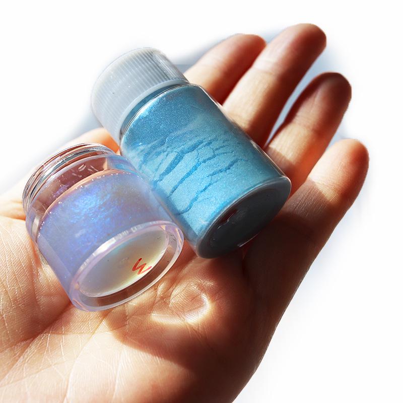 Iridescent Fairy Pink Nail Art Powder - Translucent Aurora with High Color Concentration for Quicksand Effects.