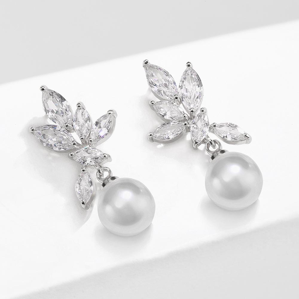 RAKOL Elegant Pearl Earrings for Women - European & American Stylish Fashion Trend Jewelry