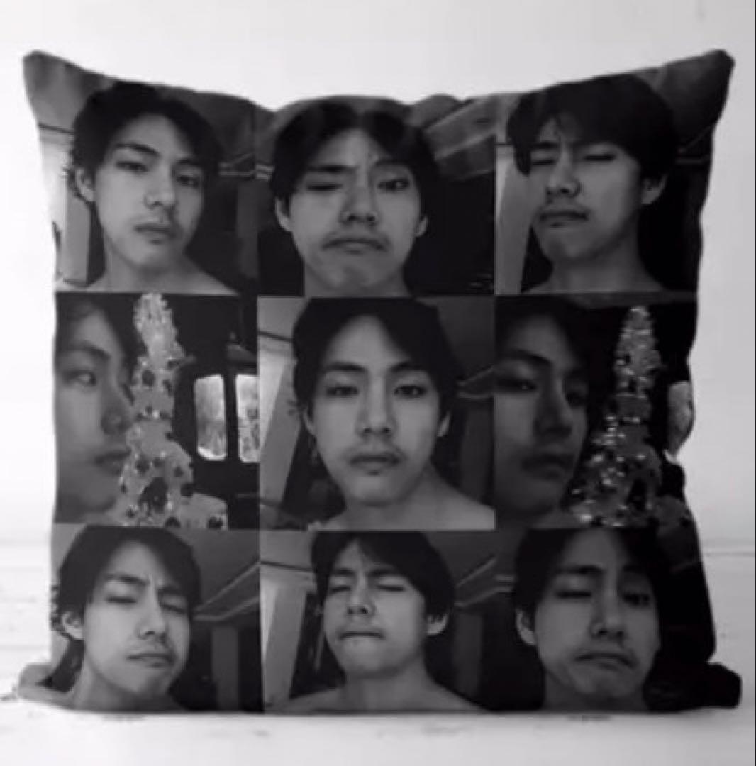 

[USED] BTS Cushion Cover Taehyung V V