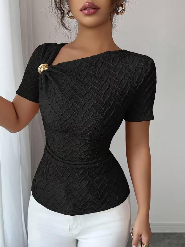 Ευρωπαϊκό Γυναικείο Ασύμμετρο T-shirt Slim-Fit με Μεταλλικό Διάκοσμο