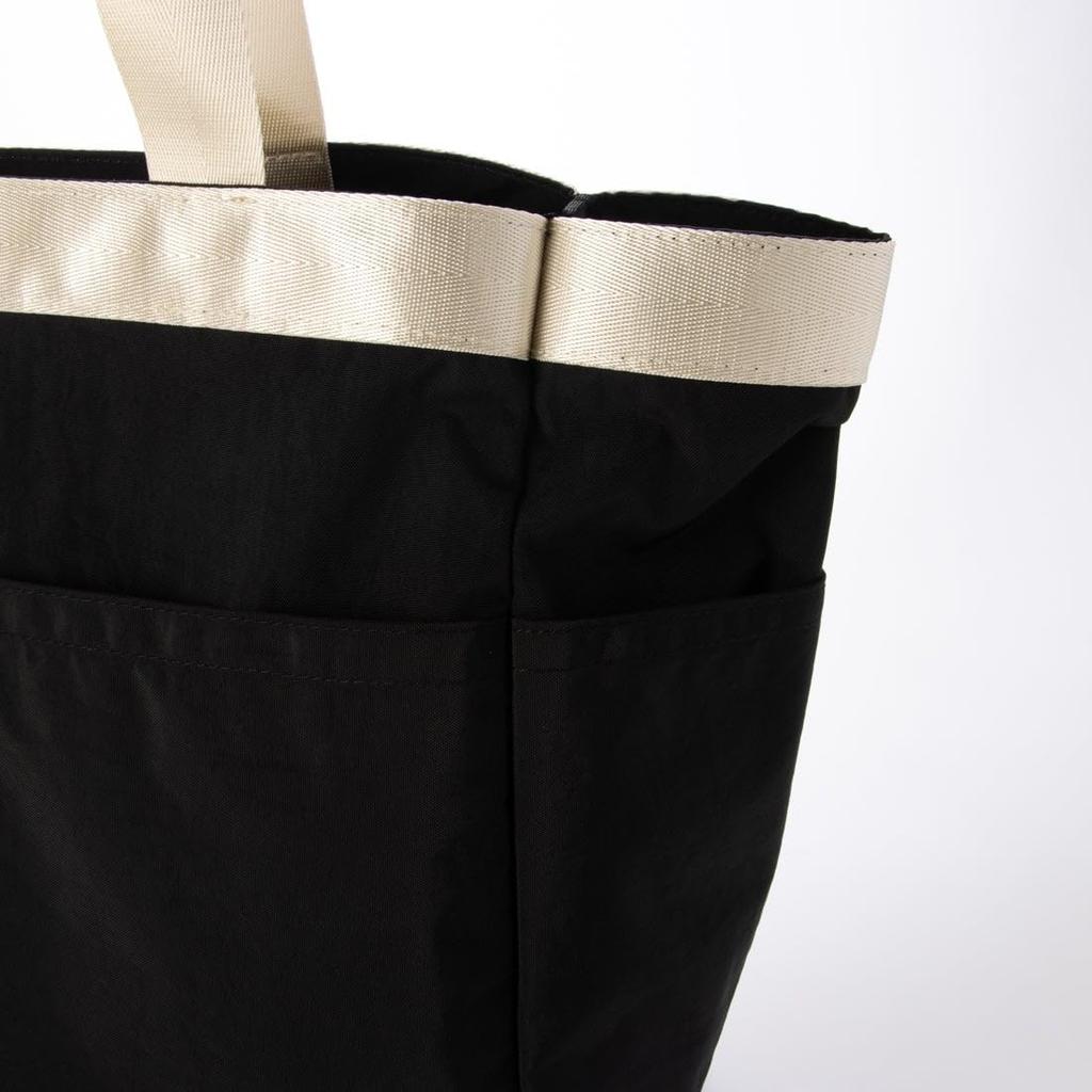 VERY Collaboration Nylon Big Tote [Cache Cache]