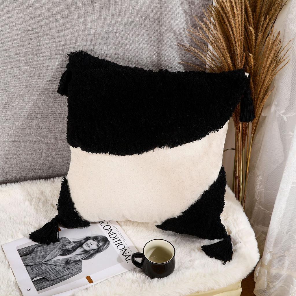 Nordic Ins Style Moroccan Tufted Pillow Bed and Breakfast Light Luxury Embroidered Cushion Removable and Washable Tassel Home Pillow Cover