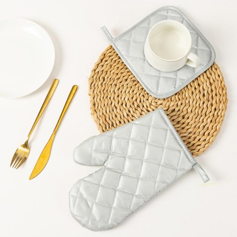 Heat Resistant Oven Mitts And Pot Holder Nonslip Grip Gloves For BBQ Baking Cooking Microwave Safe Trivet Mats