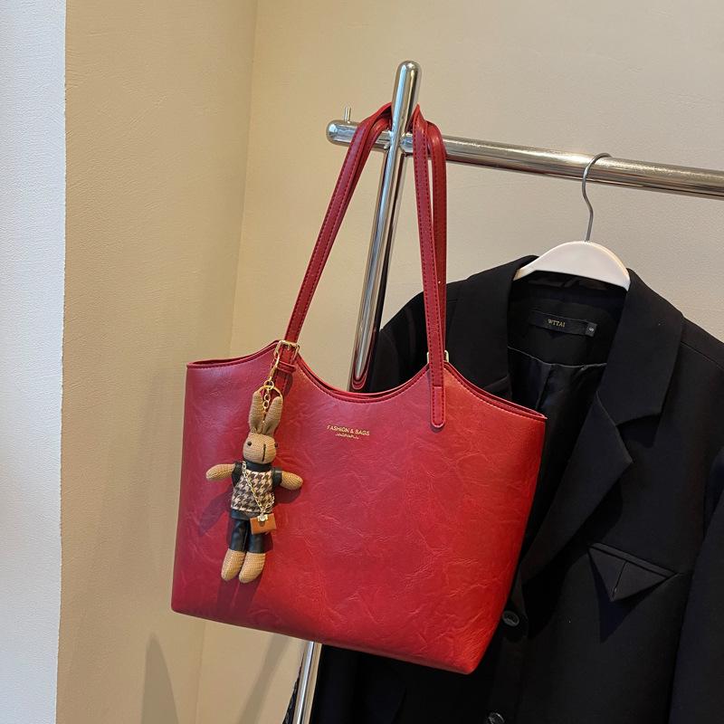 Versatile Retro Texture Leather Tote Bag for Women - High-End Feel, Light Luxury Single Shoulder Design