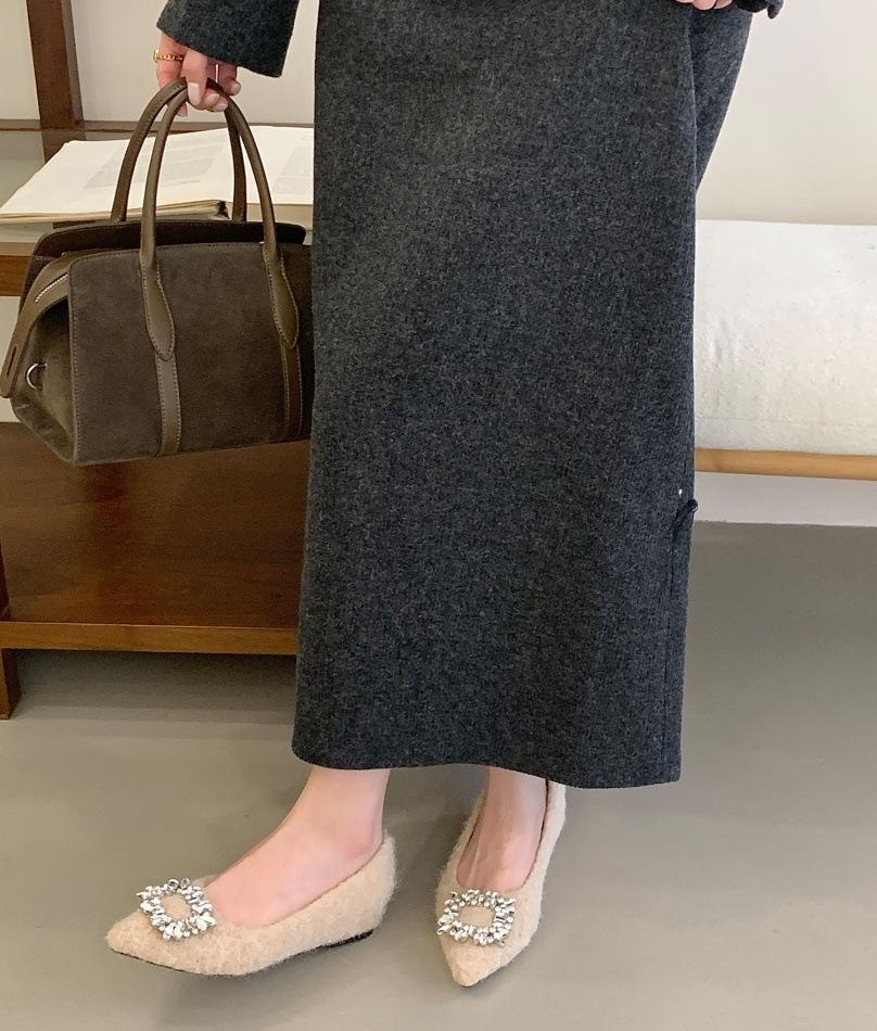 

2025 autumn and winter new round head rhinestone buckle mink hairy thick heel foot cover plush warm women s cotton shoes 39 абрикосовый