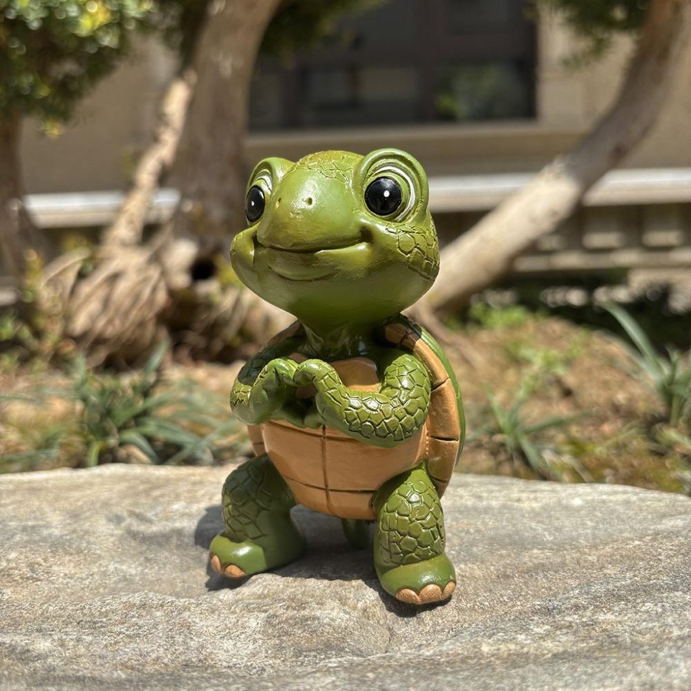 Cute Heart Turtle Statue Resin Weatherproof Miniature Turtle Figurine Exquisite Garden Turtle Ornament Indoor Hallway Display