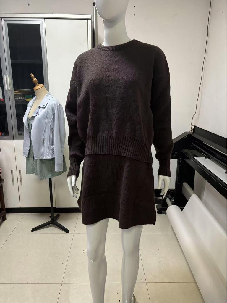 Autumn 2024 Casual College Style Knitted Sweater and Short Skirt Set for Women