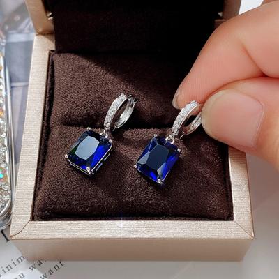 Große Zirkonia-Ohrhänger für Damen, funkelnder würfelförmiger Strass-Tropfenohrring, Schmuck für Bankette und Verabredungen