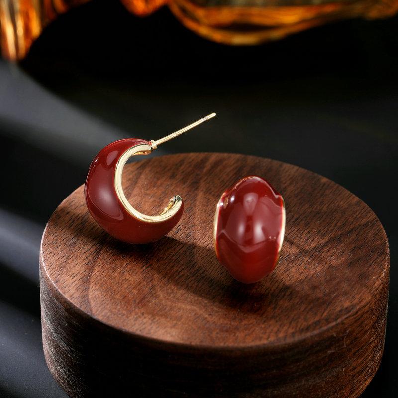 

Серьги-гвоздики из серебра 925 пробы с нишевым дизайном в стиле ретро Майяра, осень и зима, новые популярные серьги-гвоздики цвета Анкола с красными бобами бордовый