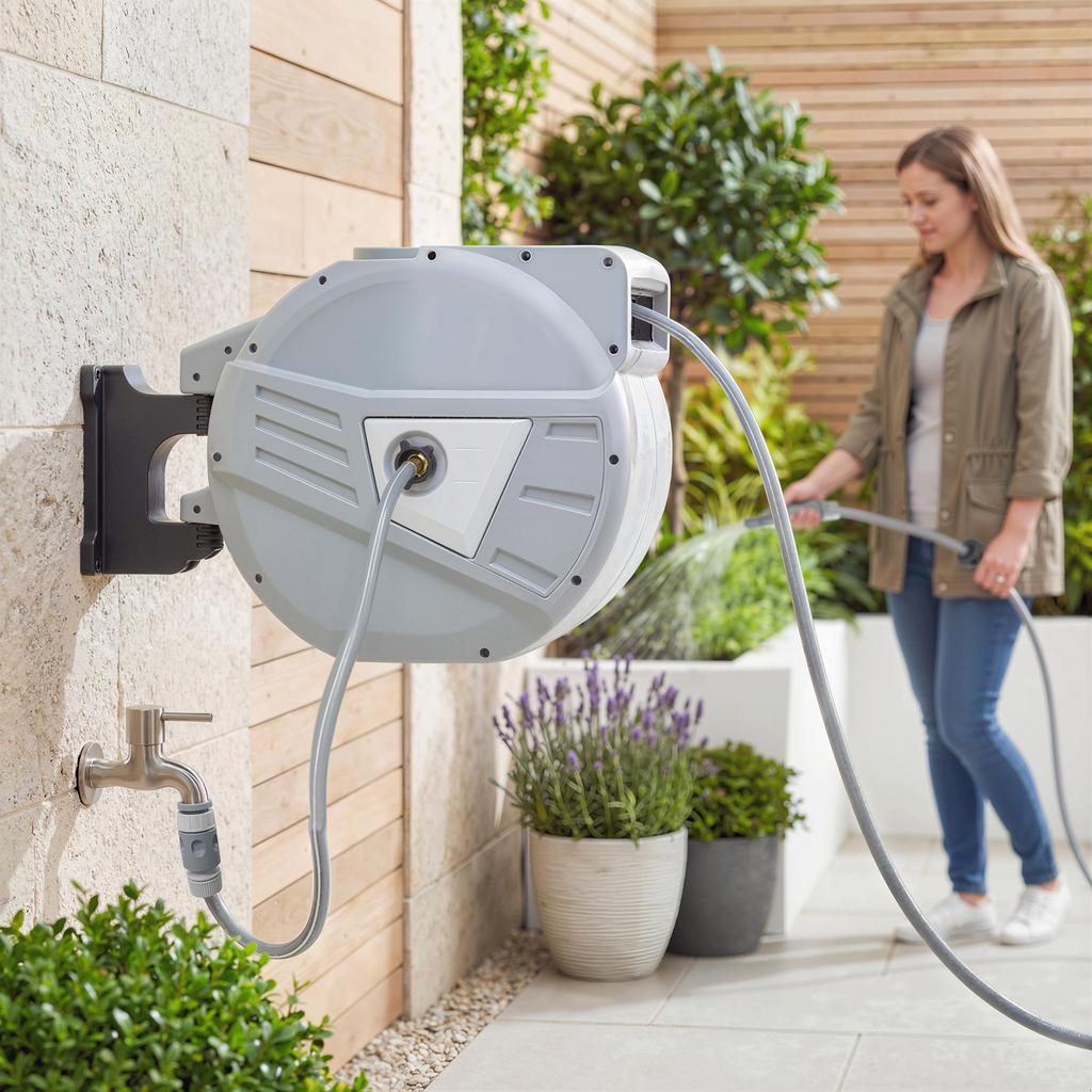 Wall-Mounted Garden Hose Reel, 40+2 m, 15 mm, 180 Swivel, Grey