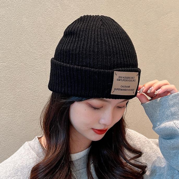 Hat Female Winter Warm White Wool Hat Alphabet Vintage Knitted Hat