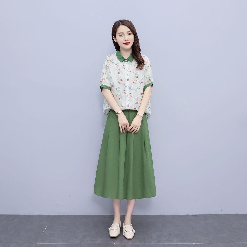 Women's Summer 2025 Floral Ramie Two-Piece Suit: Age-Reducing Top and Skirt Set