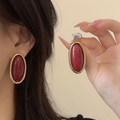 Boucles d'oreilles Clous Géométriques Ovales Rouges en Résine Style Rétro Hong Kong pour Femmes, Bijoux d'Oreille Polyvalents Exquis Haut de Gamme de Luxe de Niche