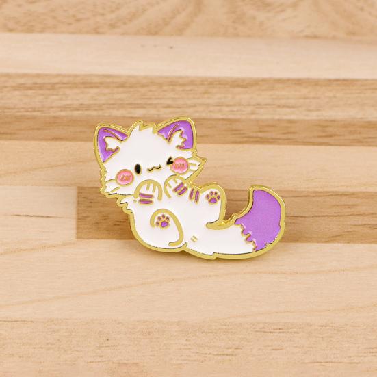 Cute Purple Cat Lapel Pin Cartoon Animal Brooch for Bags Jackets Hats Zinc Alloy Rust-Proof Unique Gift for Kids Teens Cat Lovers