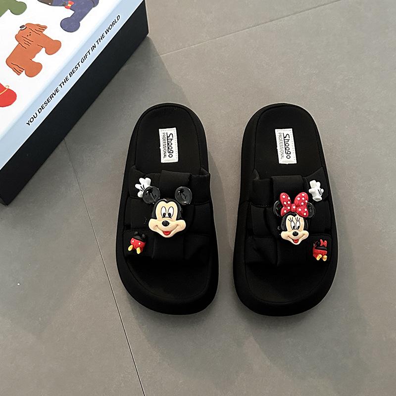 

Cartoon girl Shirley Rose slippers women s versatile casual summer fashion word cute outer wear home round head sandals 35 чёрный