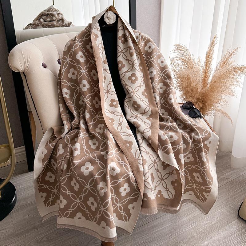 Four-Leaf Flower Fashion Women'S Imitation Cashmere Fringed Warm Scarf Air Conditioner Shawl Scarf Explosion