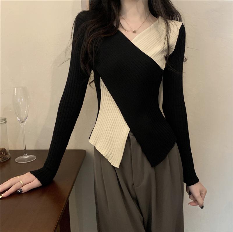V-neck crossed knitted sweater women s autumn 2025 new sweater design slim-fitting short One size