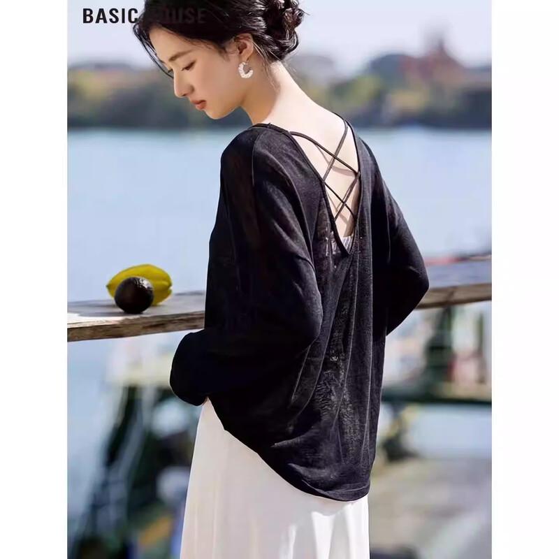 Basic House Women s Lightweight Crew Neck Long Sleeve T-Shirt One Size