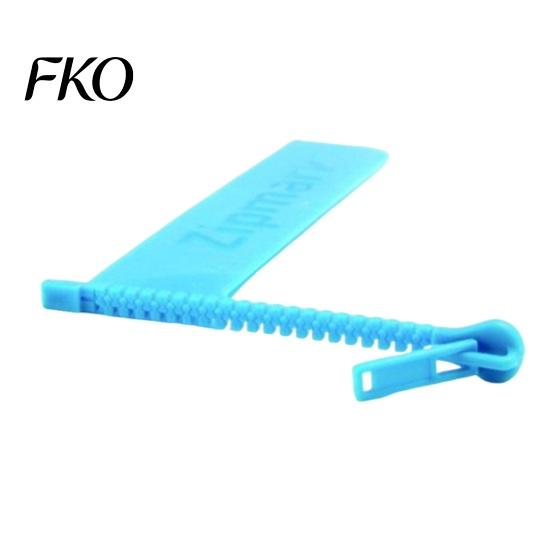 Lightweight Bookmark Long Zipper for Thick Book, Plastic 3D Book Page Marker Reading Men & Women, Accessory Women