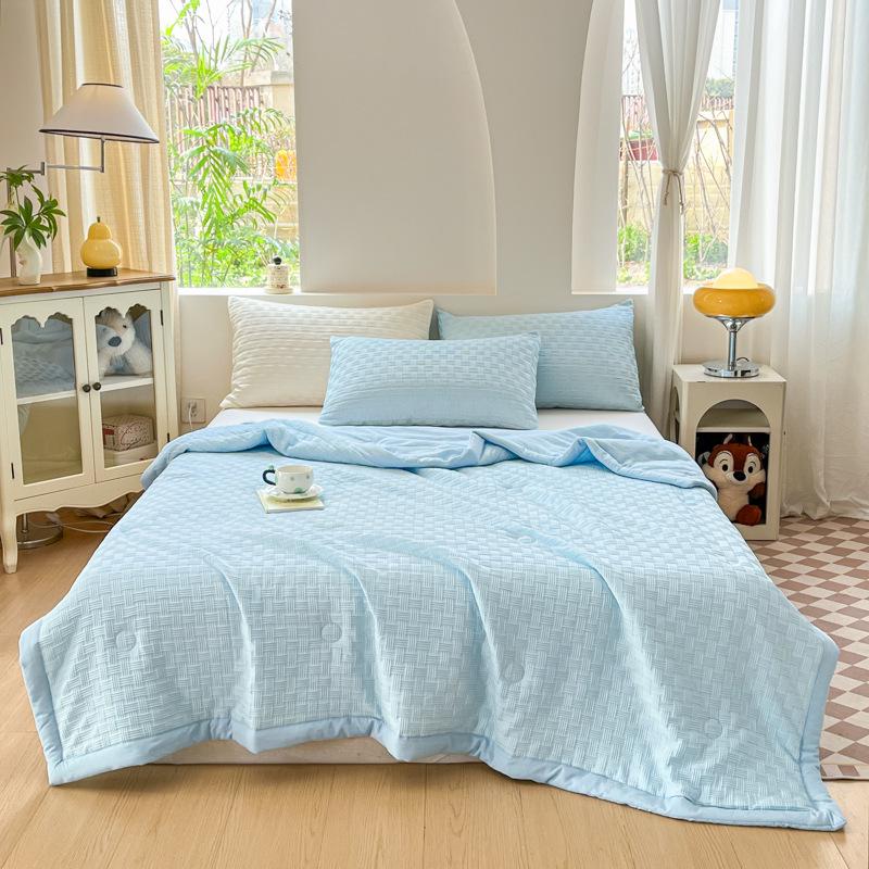 

Cross-Hole Waffle Washed Cotton Summer Quilt - Machine Washable Air Conditioning/Office Nap Gift Quilt 100*150cm Single Summer Quilt небесно-голубой